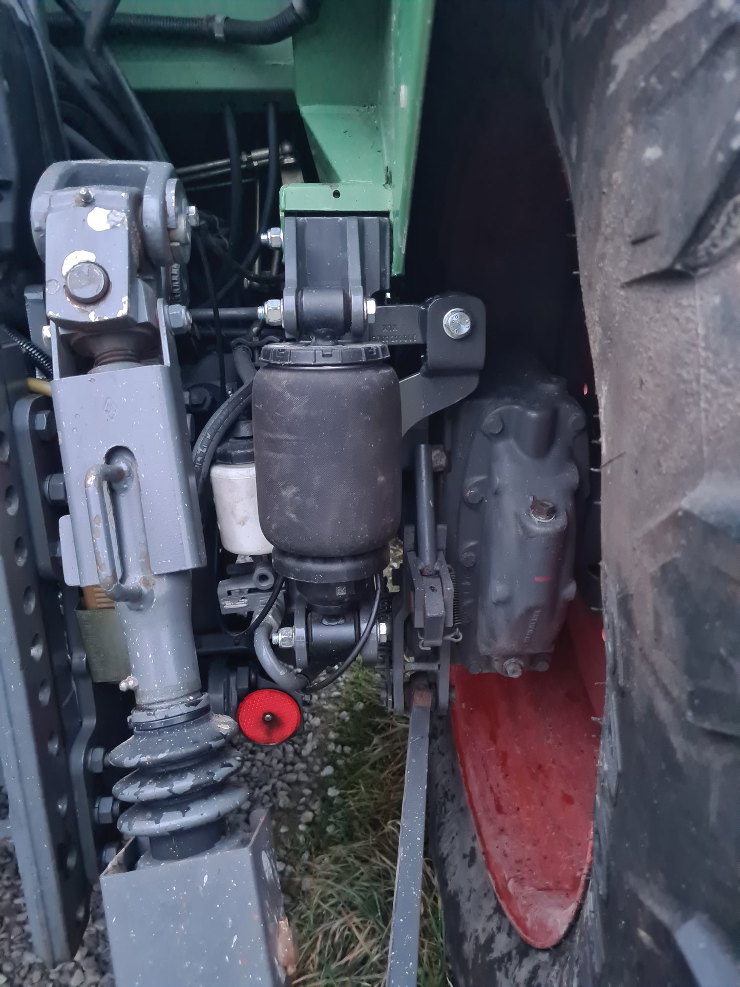 FENDT Farmer 307/ 308/ 309 C & Ci Kabinenfederung pneumatisch